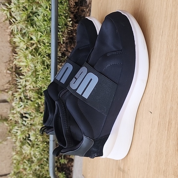 Ugg Neutra Slip On Sock Sneaker Black/White Size 8.  - Picture 3 of 12